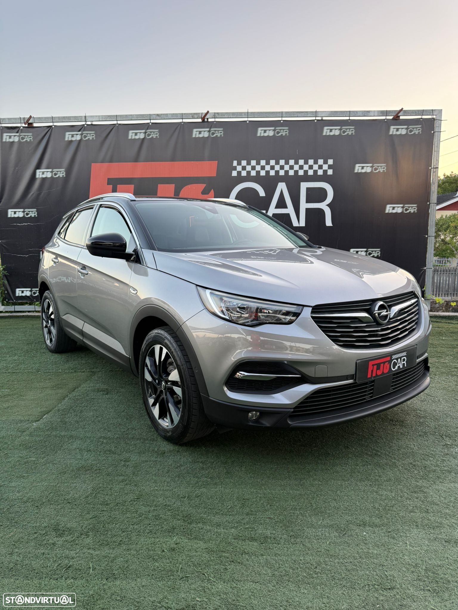 Opel Grandland X 1.2 S&S Auto Business INNOVATION - 1