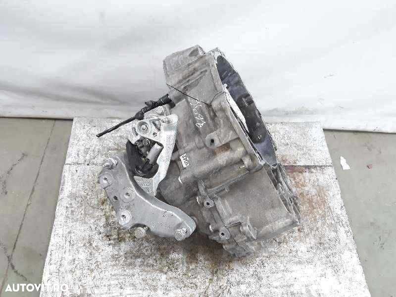 Cutie viteze Audi Q3 2.0 TFSI; 6 Trepte; 2010-2018; MPG - 1