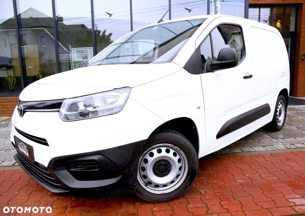 Toyota Proace City - 26