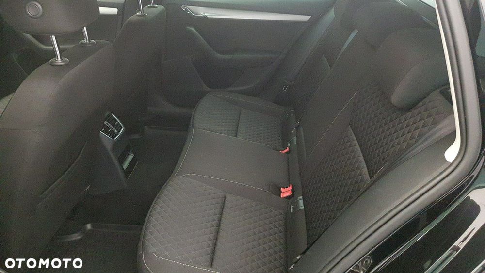 Skoda Octavia - 20