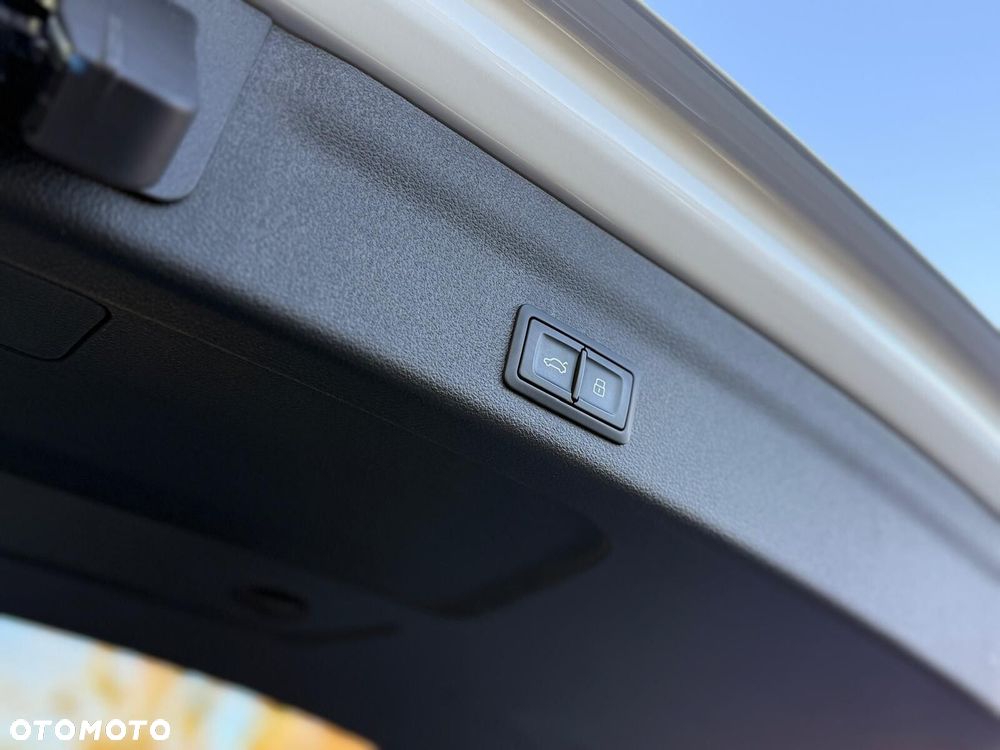 Audi A6 Allroad - 14