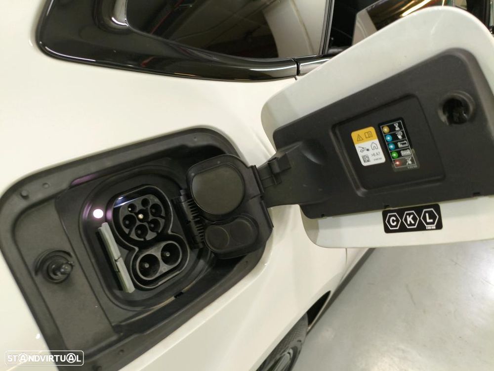 BMW i4 eDrive40 Desportiva M - 13