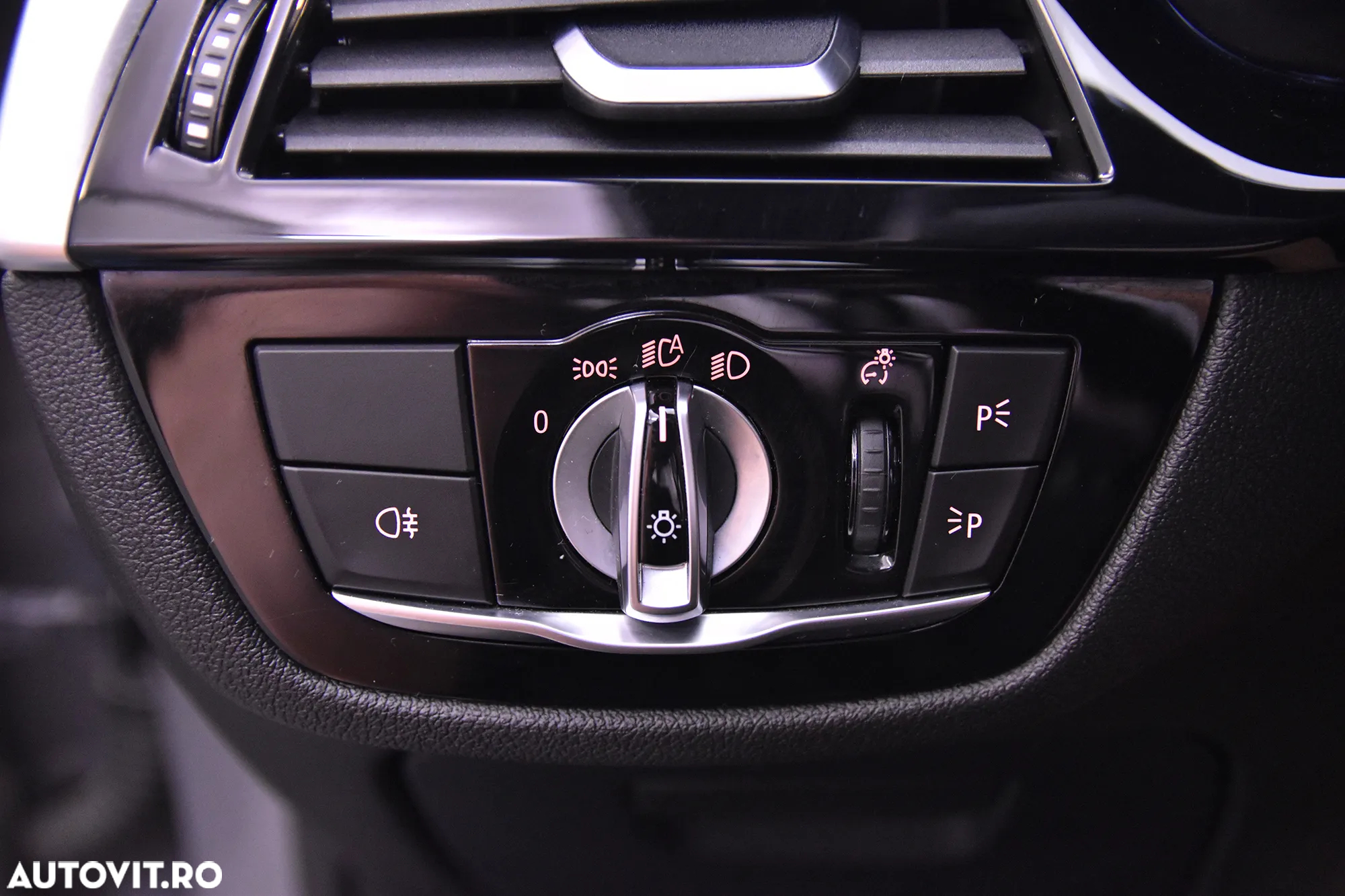 BMW Seria 5 530e xDrive AT PHEV - 15