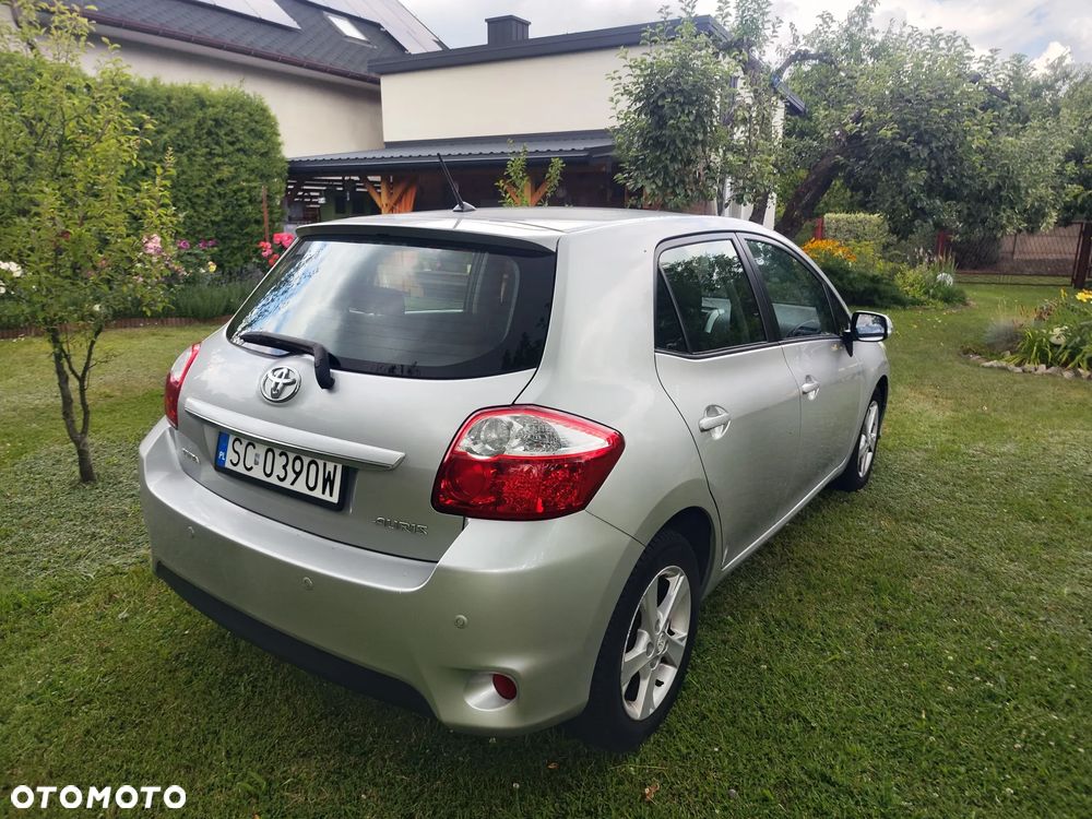 Toyota Auris - 5