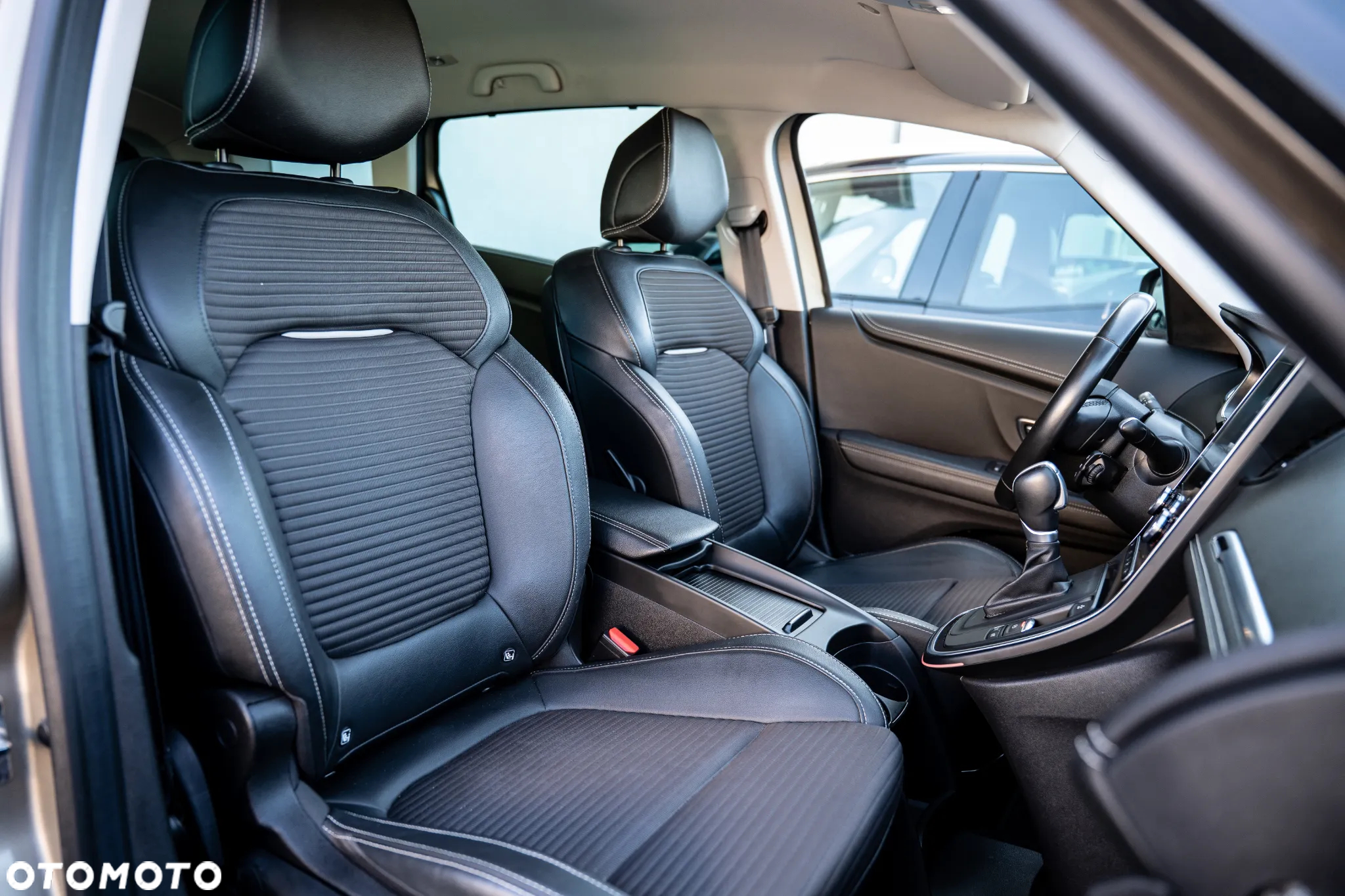 Renault Grand Scenic TCe 160 GPF EDC BOSE EDITION - 13