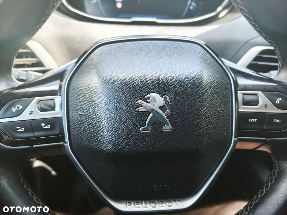 Peugeot 3008 2.0 BlueHDi Allure - 23