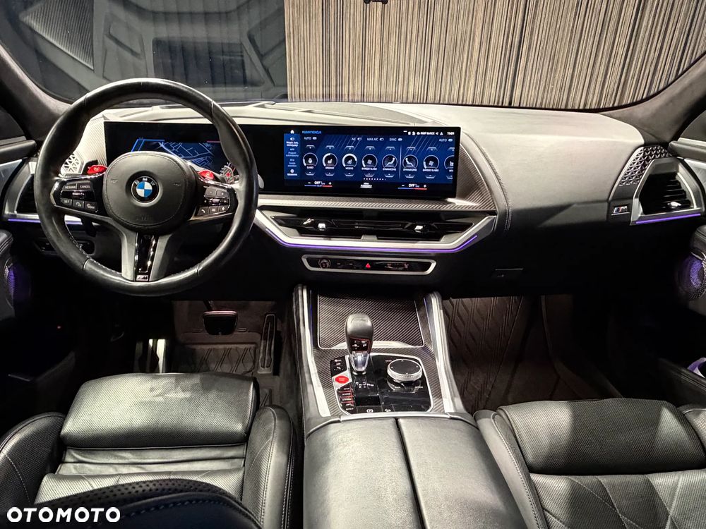 BMW XM - 6