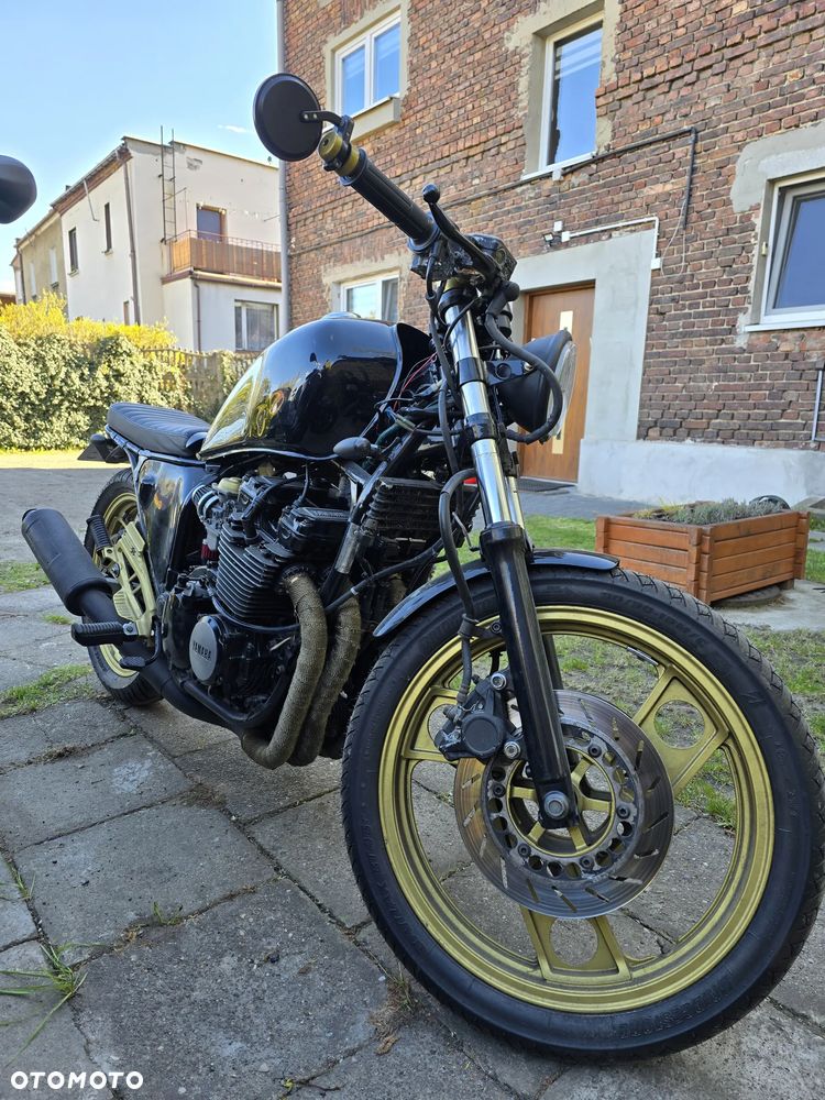 Yamaha XJ - 2