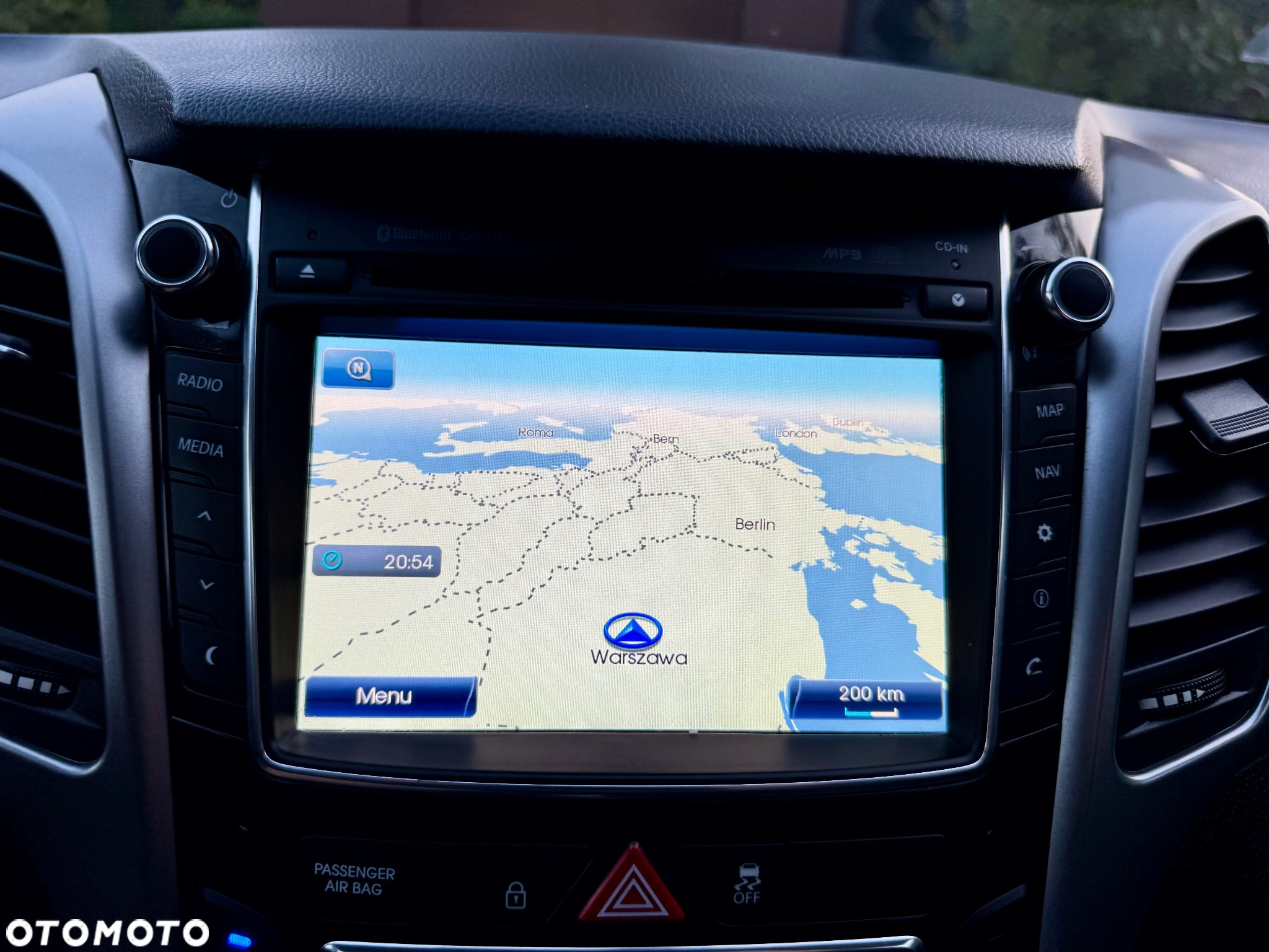 Hyundai i30 1.6 CRDi BlueDrive Comfort - 24