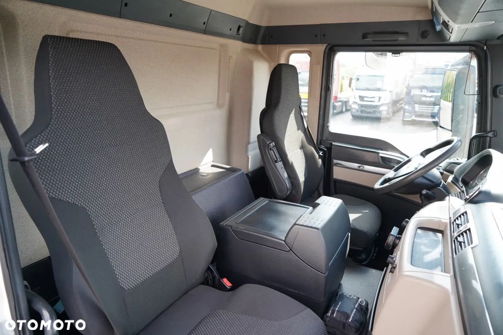 MAN TGS 26.460 / 6X4 / 3 STRONNA WYWROTKA / HYDROBURTA / CZOŁOWNICA  / AUTOMAT / - 36