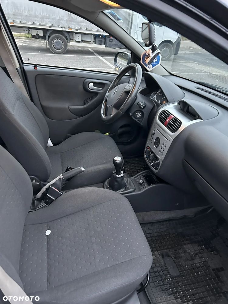 Opel Corsa - 13
