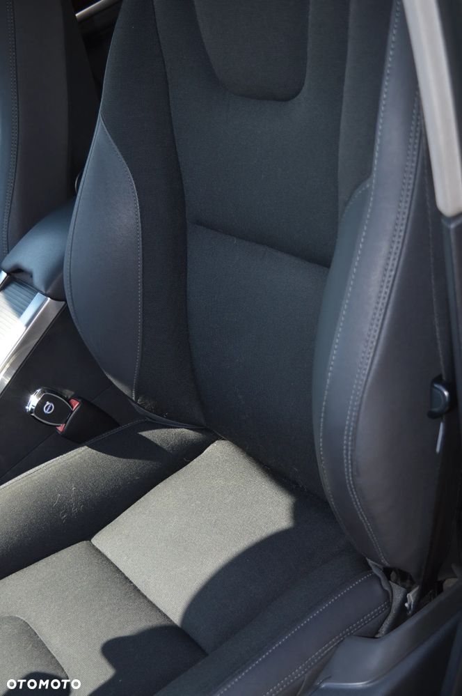 Volvo S60 D3 Momentum - 14