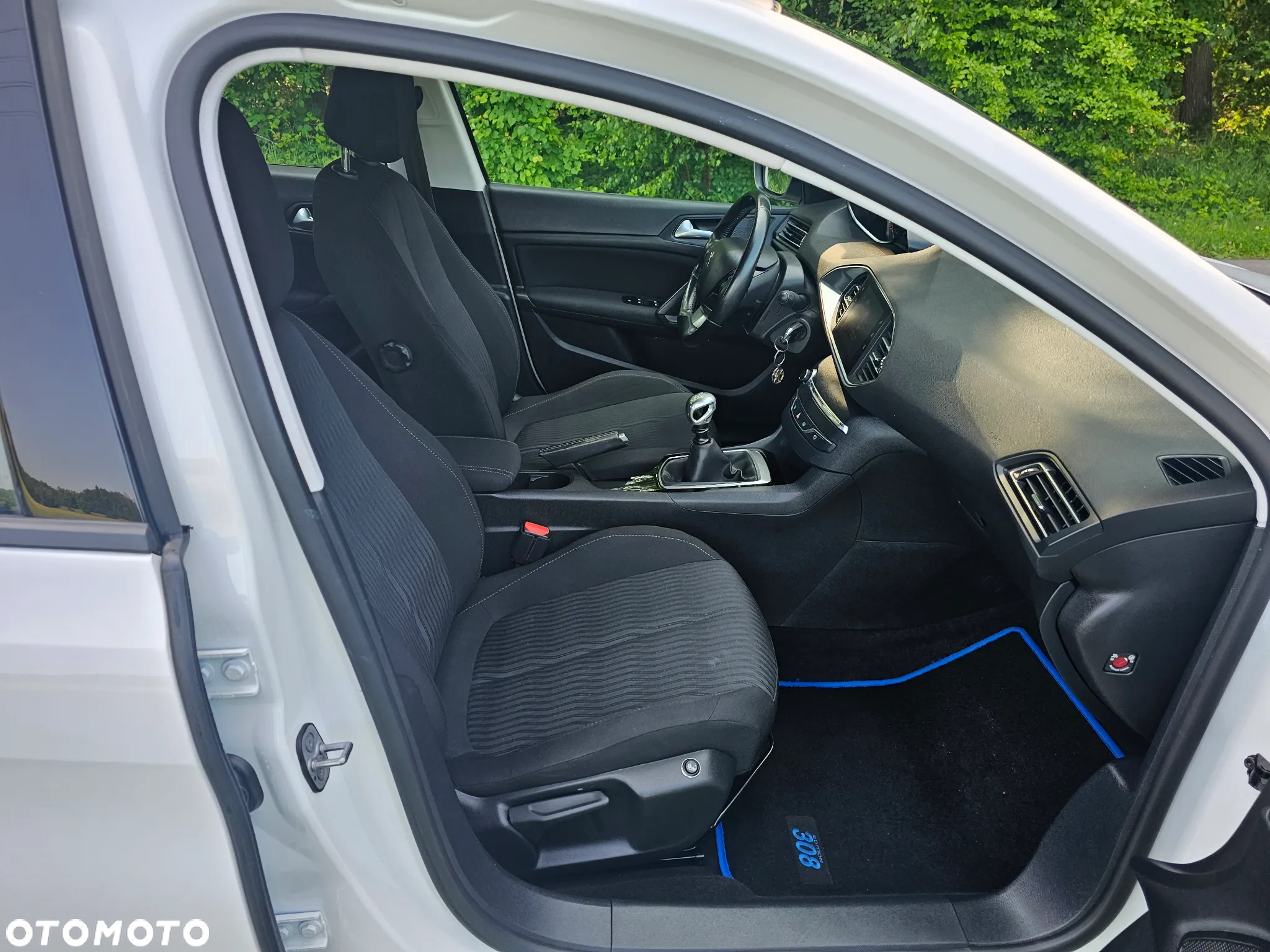 Peugeot 308 SW 1.6 BlueHDi Allure S&S - 18