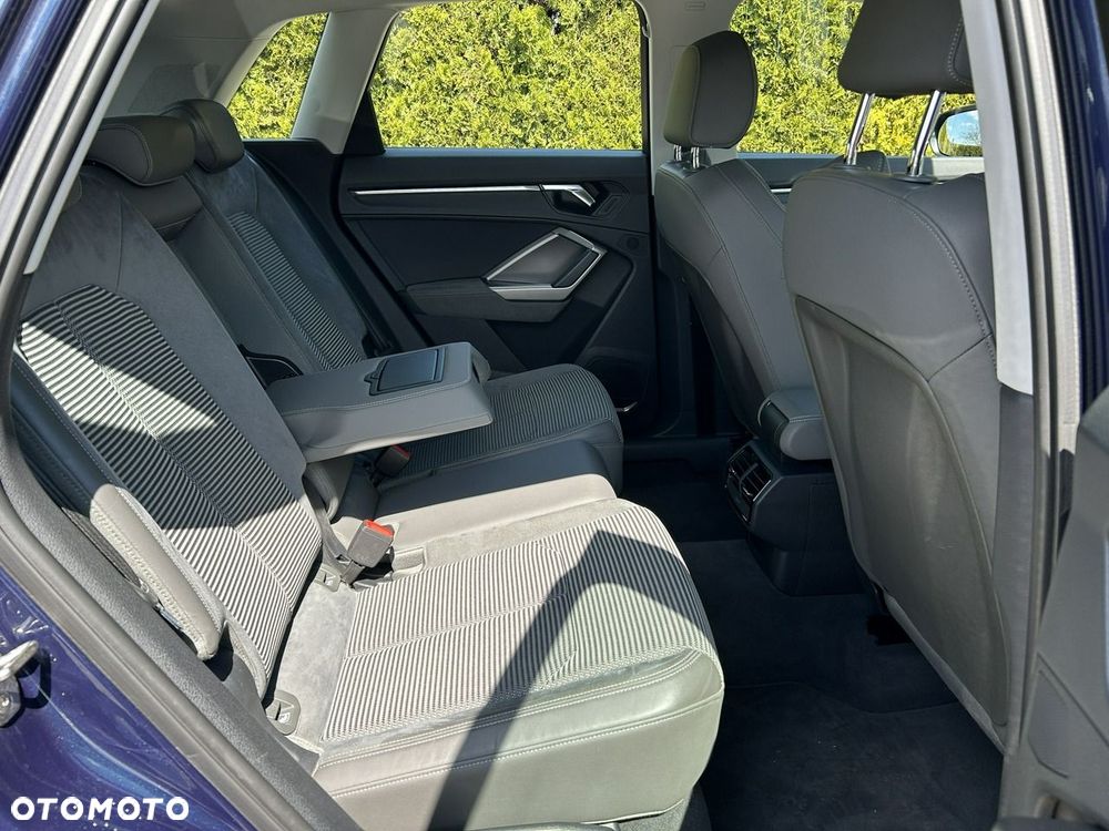 Audi Q3 35 TFSI S tronic - 8