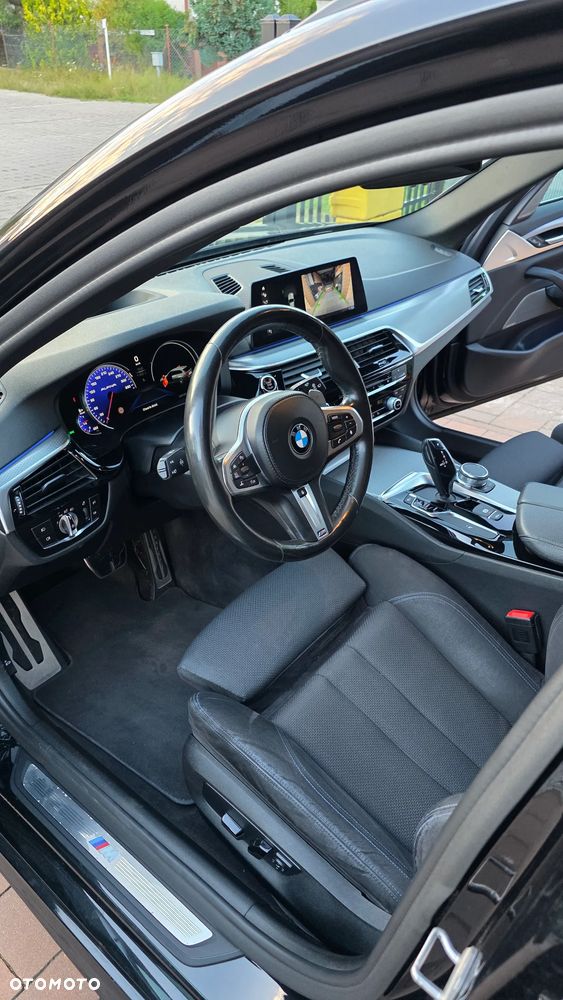 BMW Seria 5 520d xDrive M Sport sport - 16