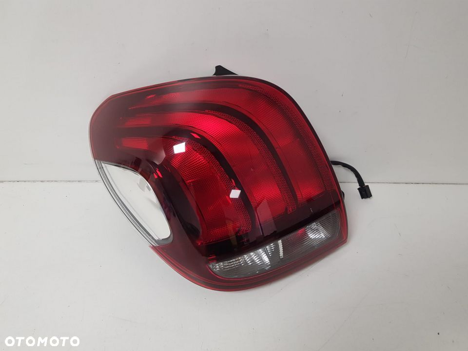 LAMPA TYŁ TYLNA LEWA PEUGEOT 108 81560-0H132 14-21