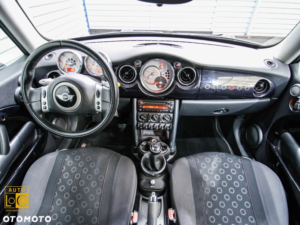 MINI ONE Seven - 4