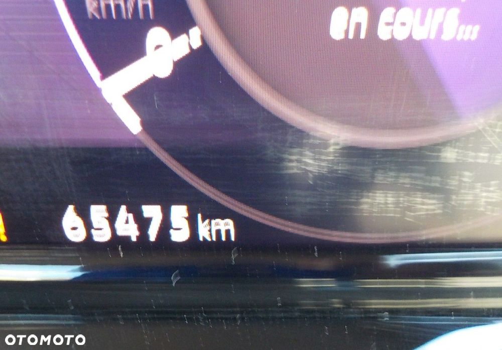 Volkswagen Golf - 33