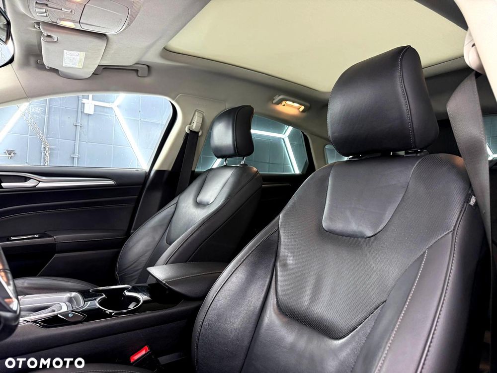 Ford Mondeo 2.0 TDCi Titanium 4WD PowerShift - 23