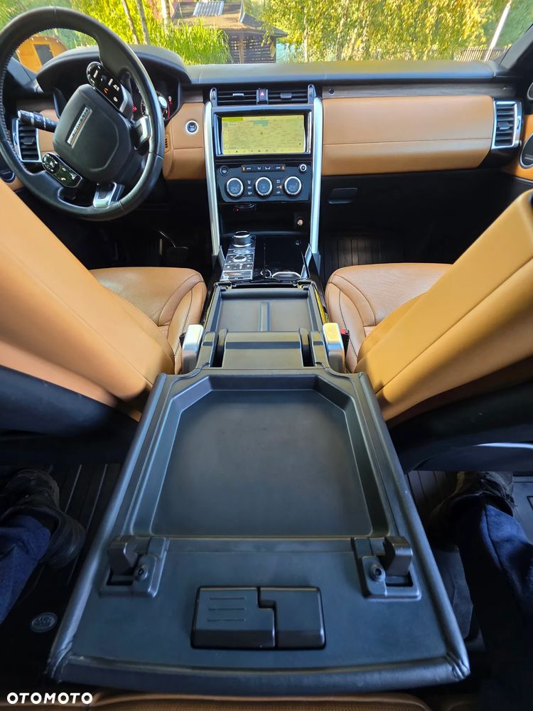 Land Rover Discovery 3.0 Si6 HSE Luxury - 31