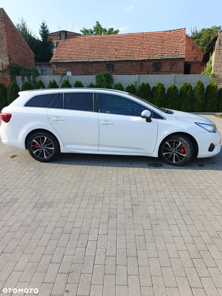 Toyota Avensis 1.8 Premium MS - 2