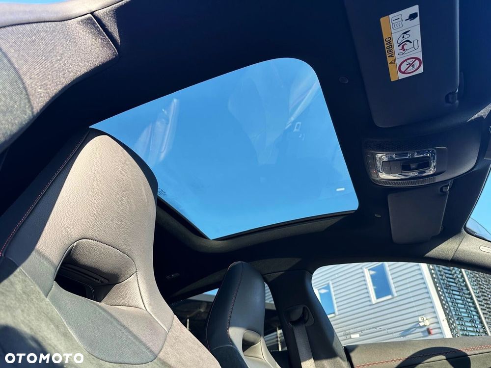 Mercedes-Benz CLA - 16