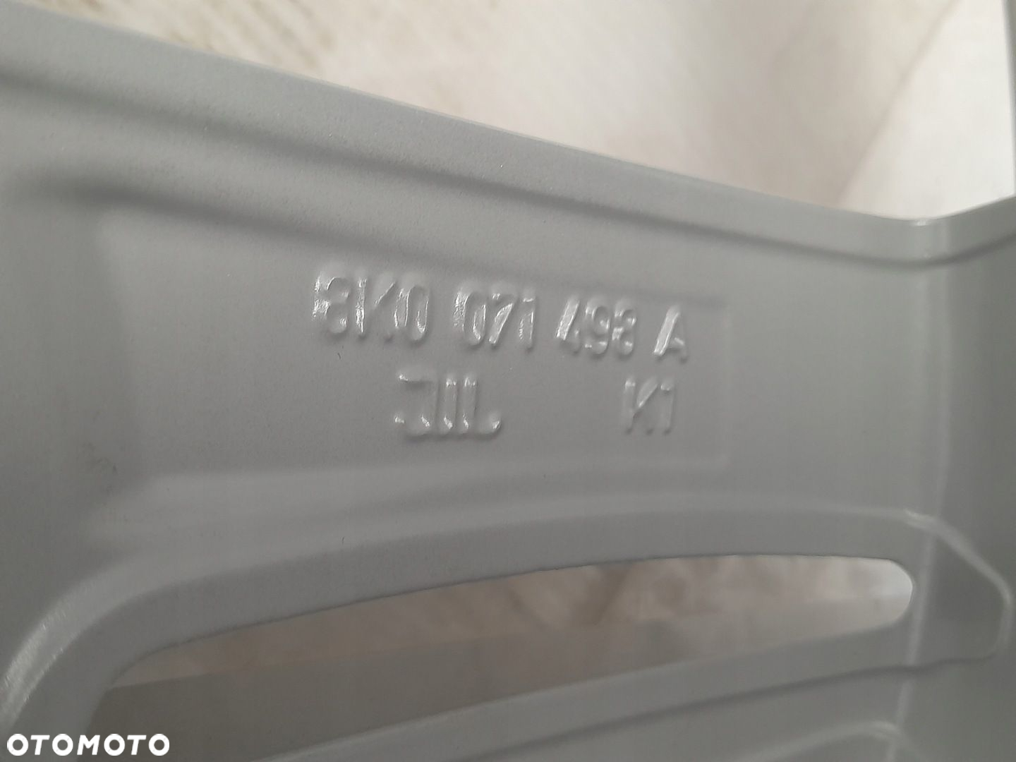 Felgi aluminiowe Audi 8K0071498A 18 5x112 ET47 - 9