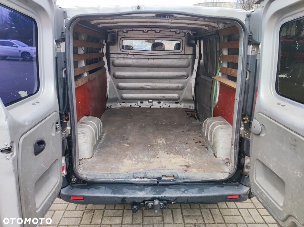 Opel Vivaro - 7