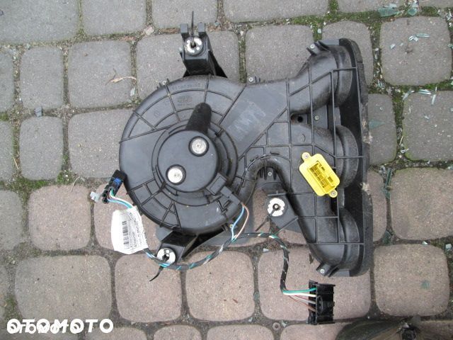 WENTYLATOR 2 RZĄD BERLINGO PARTNER 96-02 MULTISPAC - 1