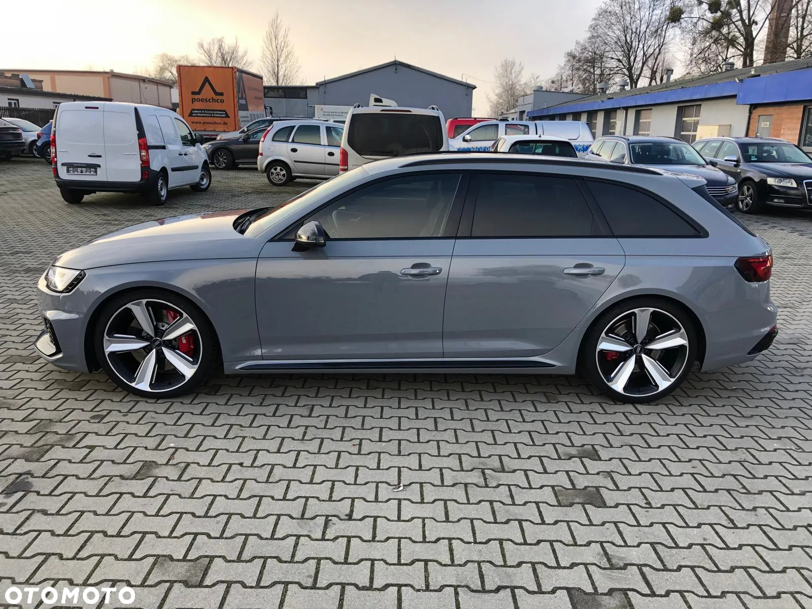 Audi RS4 2.9 TFSI Quattro Tiptr - 8