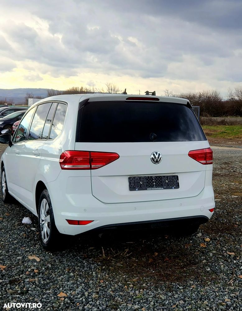 Volkswagen Touran 2.0 TDI SCR (BlueMotion Technology) DSG Comfortline - 4