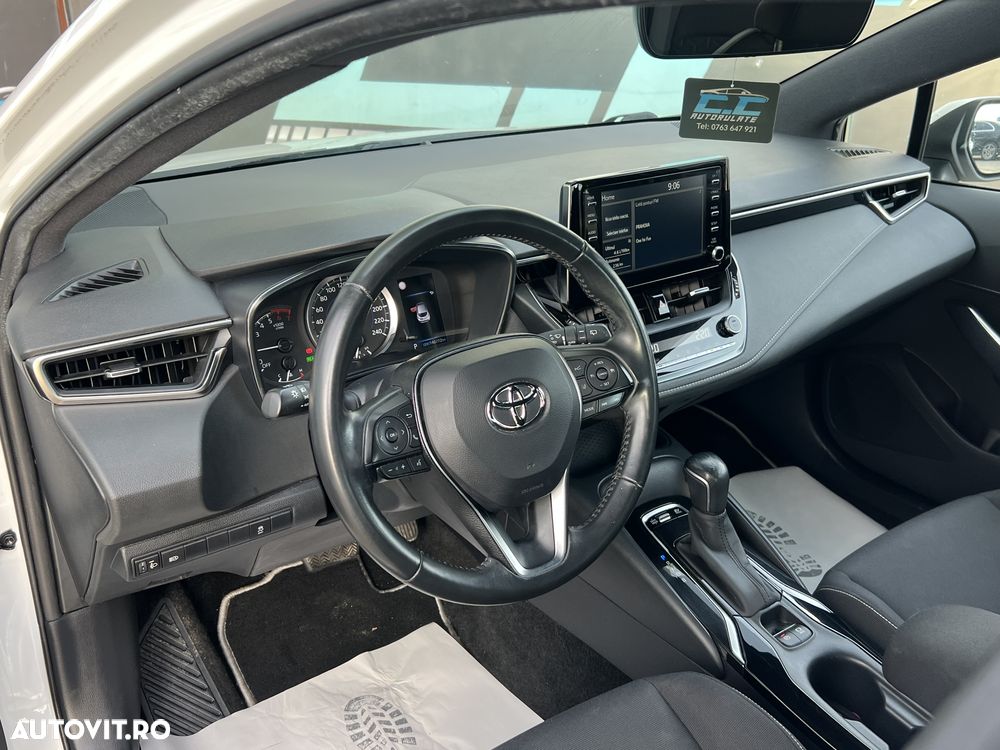 Toyota Corolla 1.8 HSD Dynamic - 10