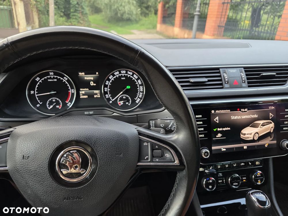 Skoda Superb 2.0 TDI DSG Active - 21