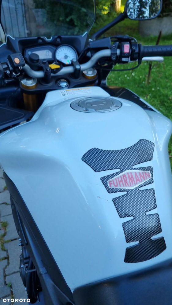 Yamaha FZ8 - 13