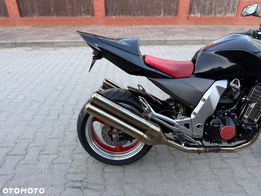 Kawasaki Z - 11