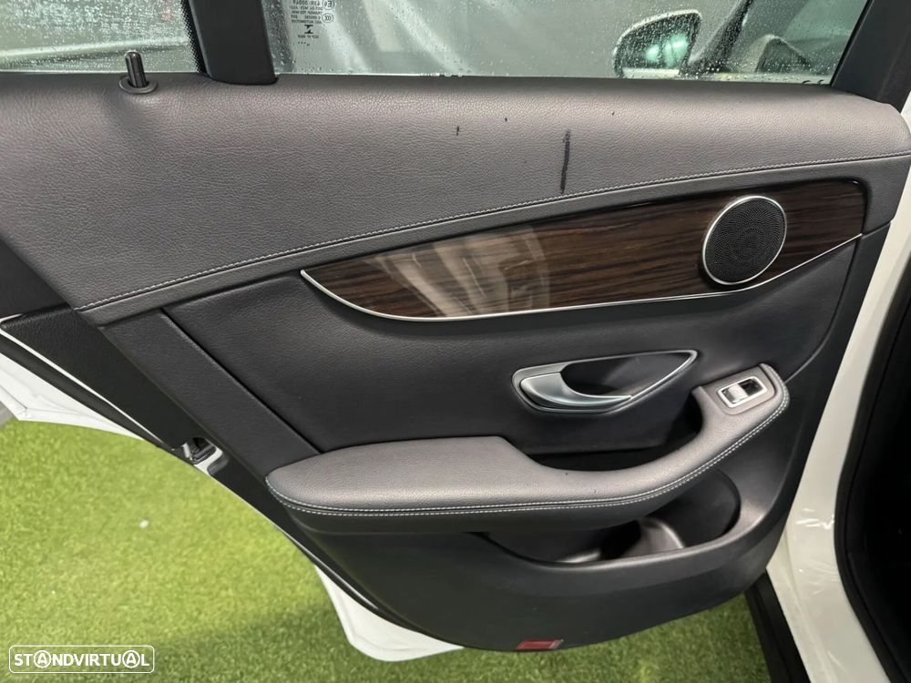 Mercedes-Benz GLC 220 d 4Matic - 33