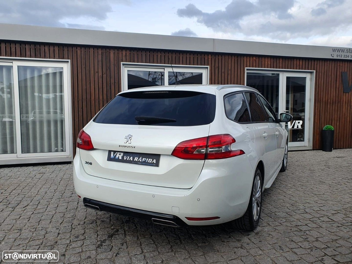 Peugeot 308 SW 1.6 BlueHDi Style - 21