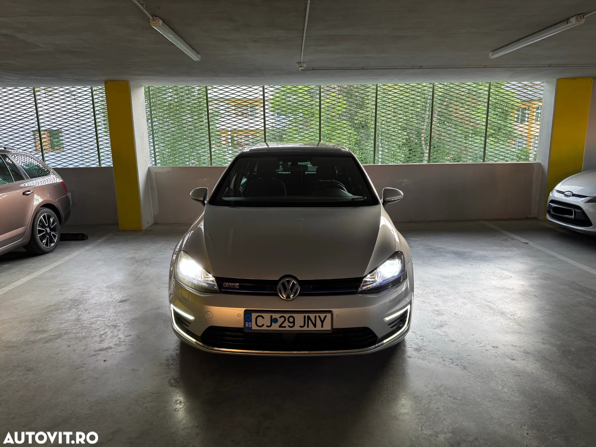 Volkswagen Golf 1.4 GTE Plug-In-Hybrid DSG - 4