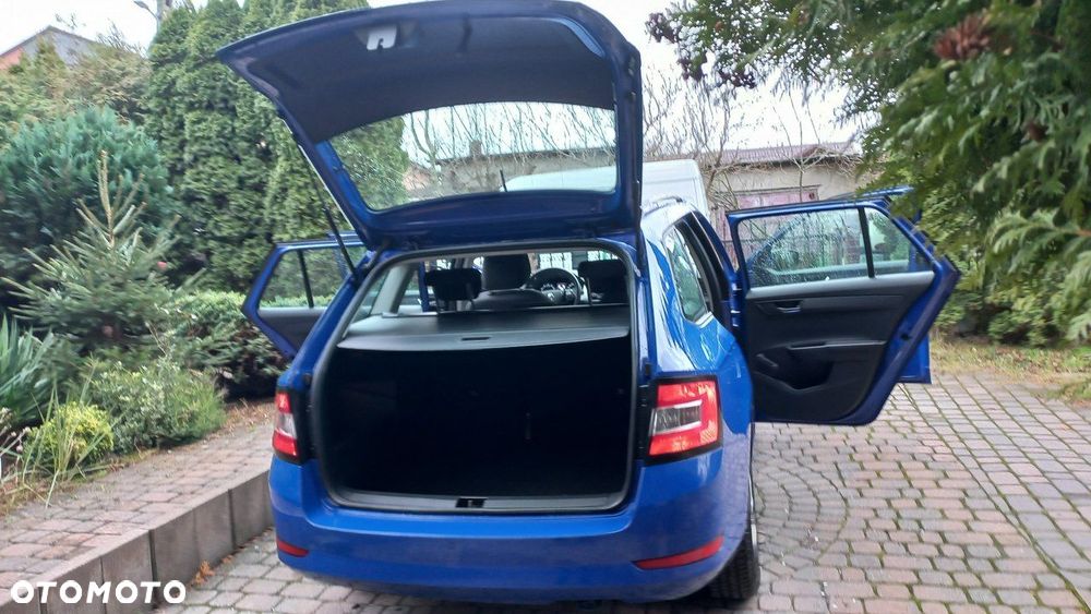 Skoda Fabia 1.0 TSI Ambition - 25