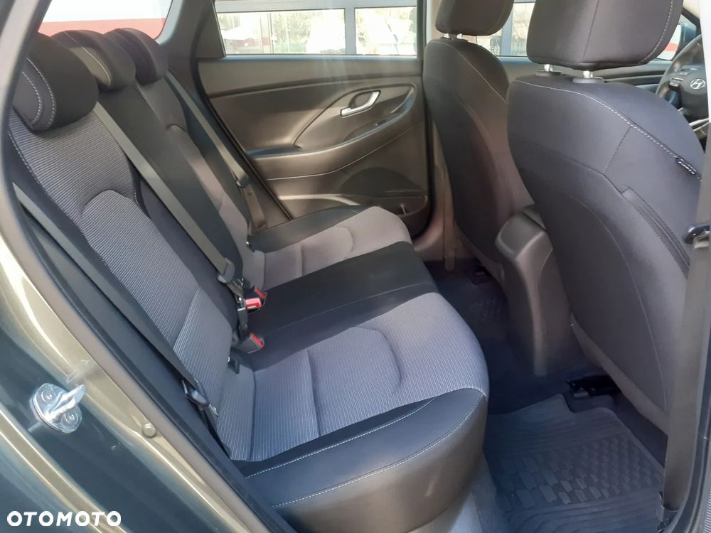 Hyundai i30 - 19