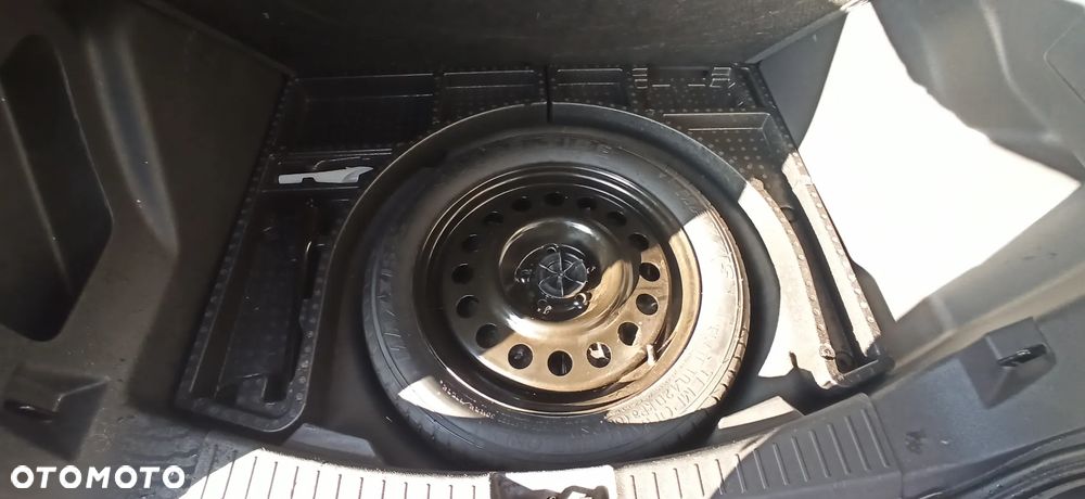Ford Kuga - 14