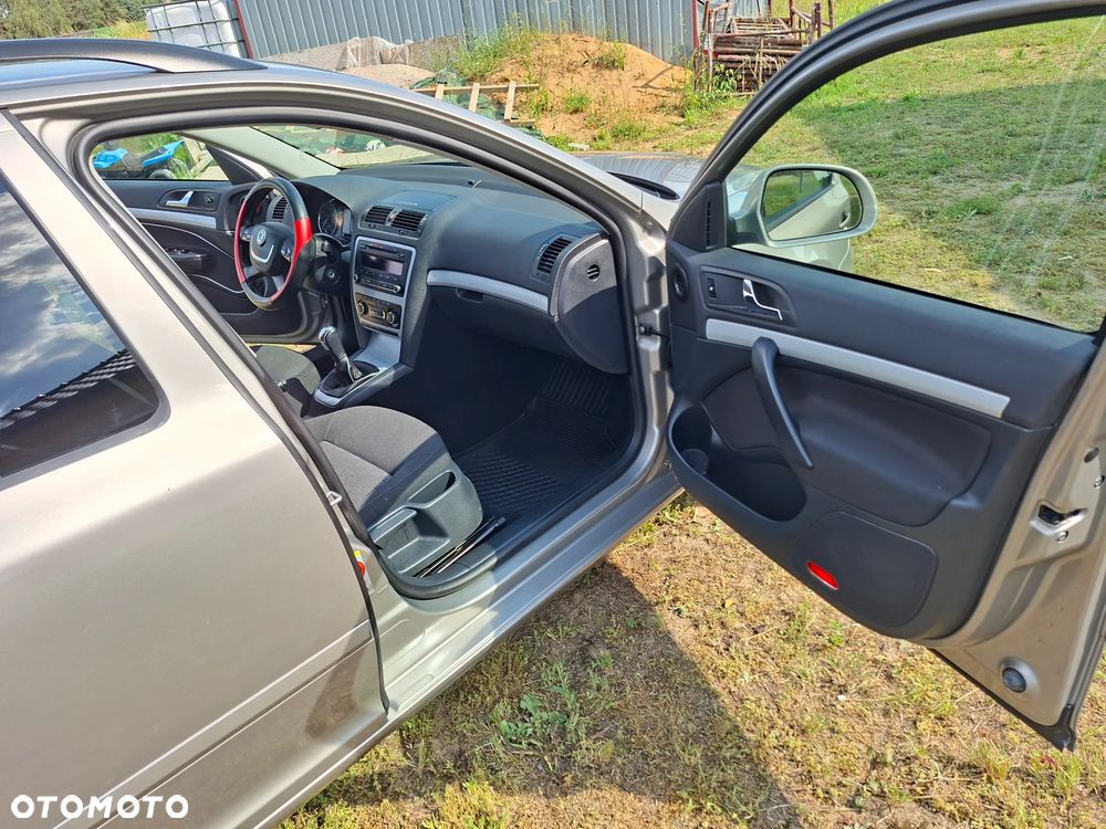 Skoda Octavia 1.6 TDI Ambiente - 5