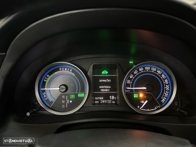 Toyota Auris Touring Sports 1.8 HSD Active - 22