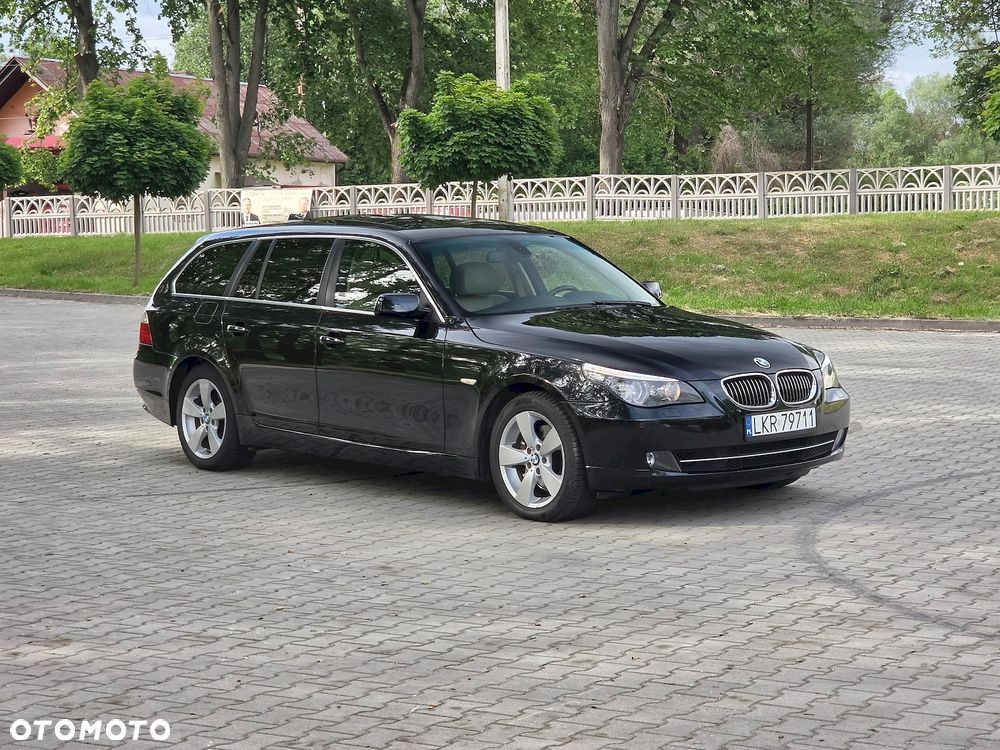 BMW Seria 5 525xd - 4