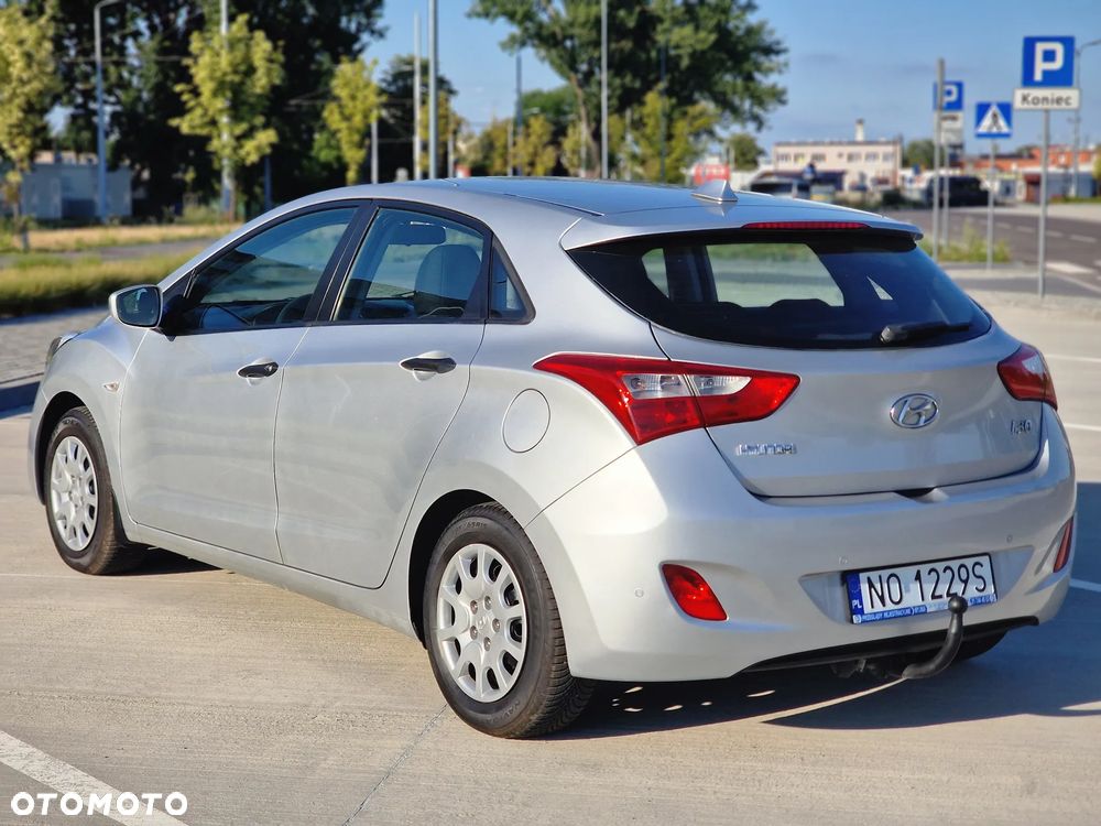 Hyundai i30 1.4 Classic + - 3