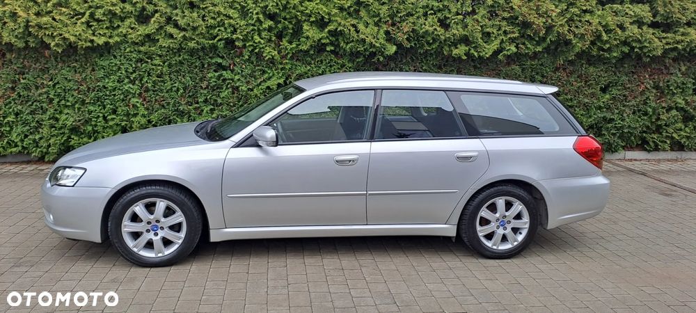 Subaru Legacy 2.0R Trend - 8