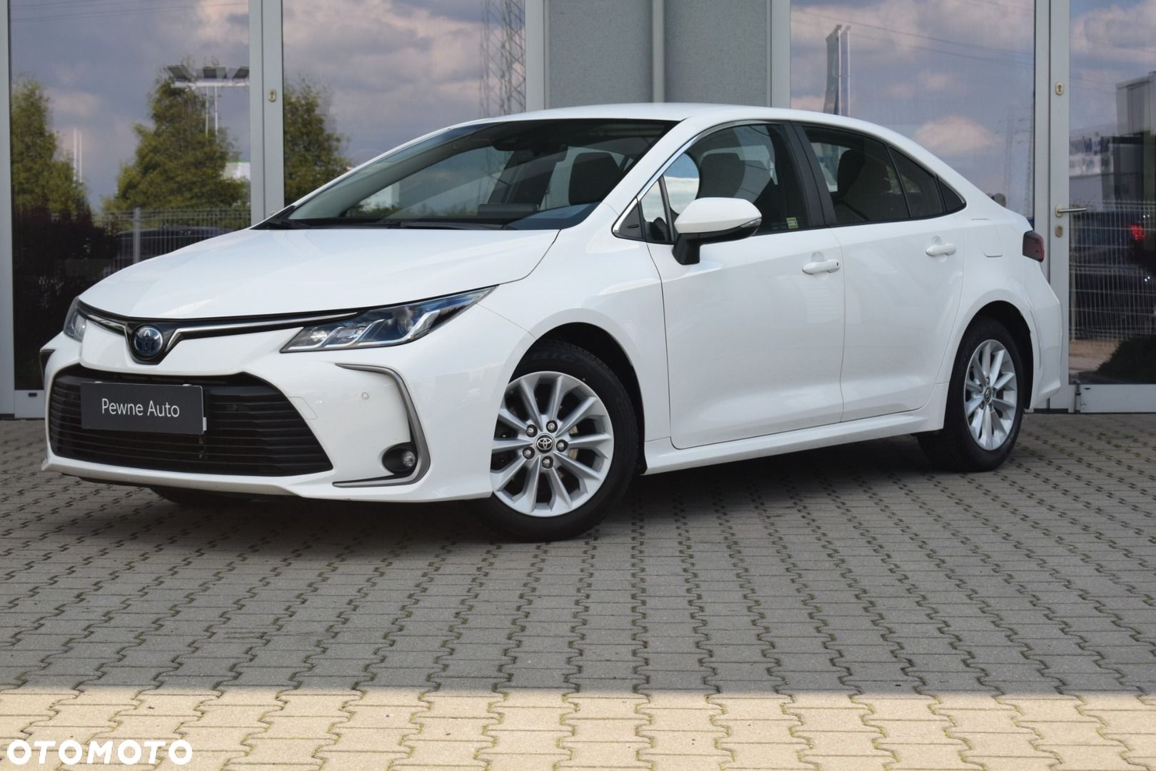 Toyota Corolla - 1