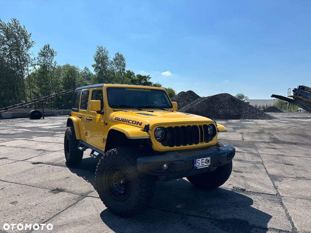 Jeep Wrangler - 1