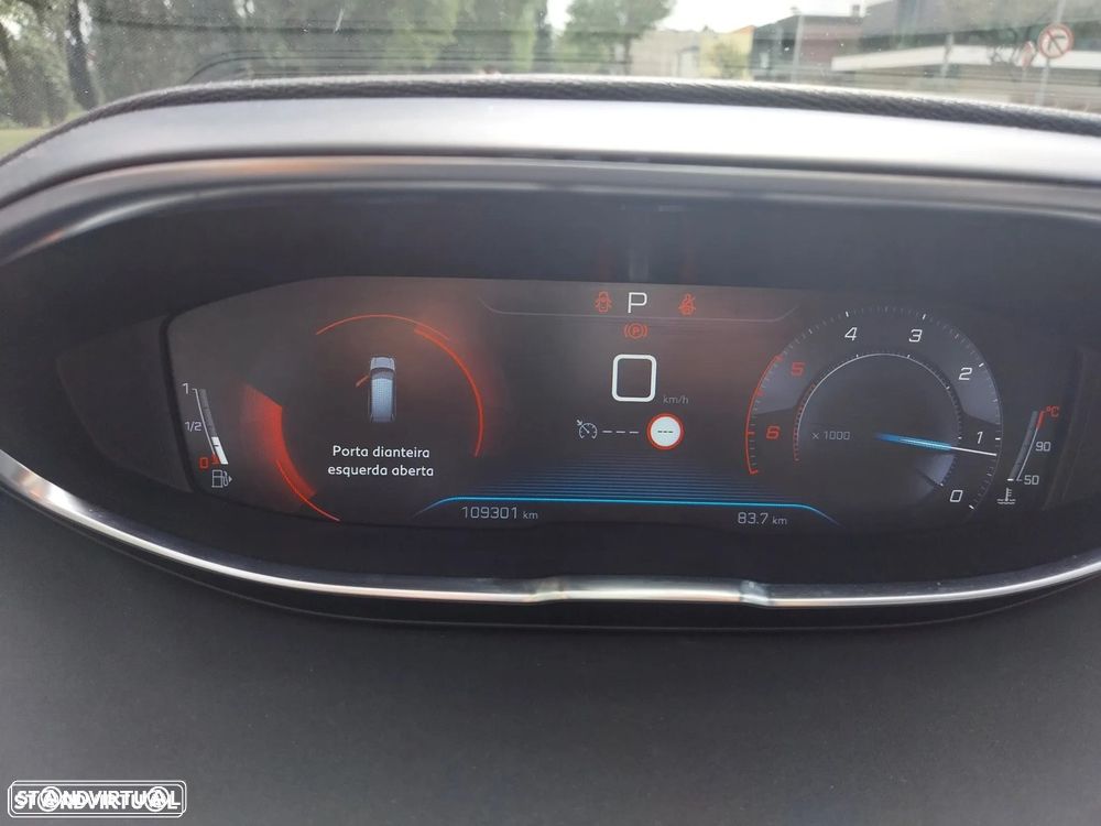 Peugeot 5008 - 12
