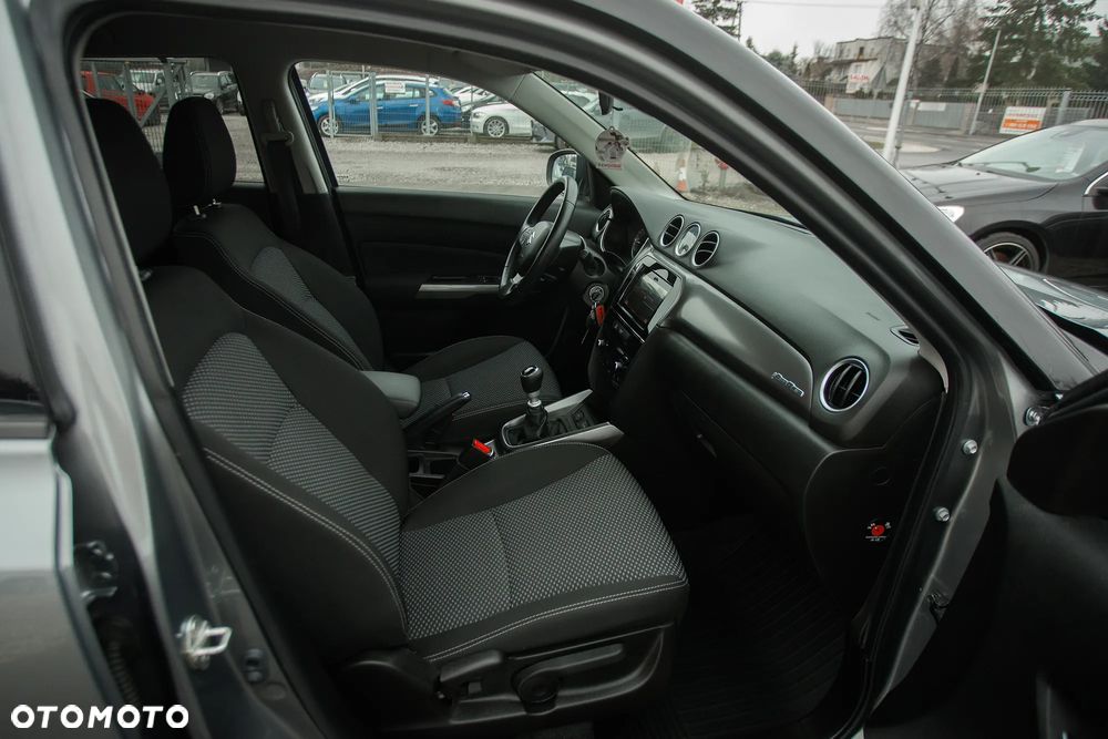 Suzuki Vitara 1.4 Boosterjet Elegance 4WD - 24